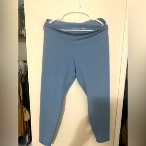 Blue Cropped Leggings